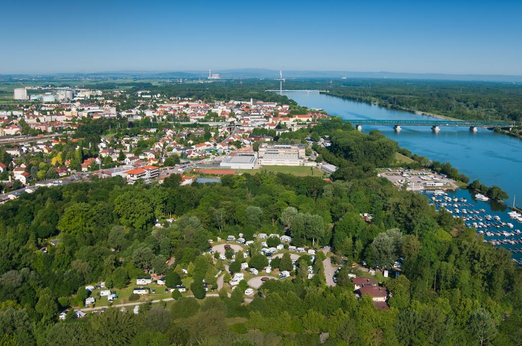 فندق تولينفي  Donaupark Camping Tulln المظهر الخارجي الصورة